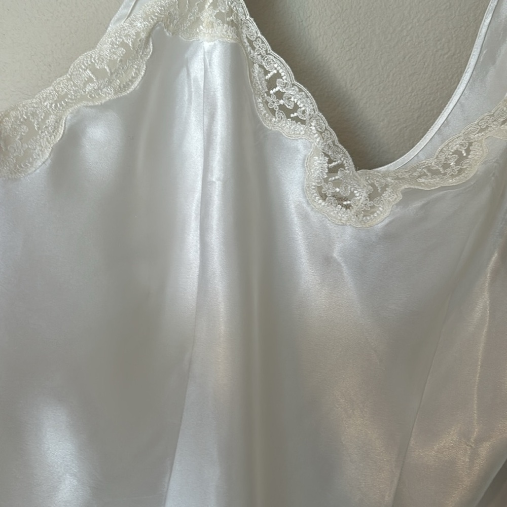 Val Mode robe - Picture 16 of 16